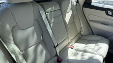 Volvo Xc60 2.0 D5 PowerPulse Inscription Pro 5dr AWD G tronic Diesel Estate